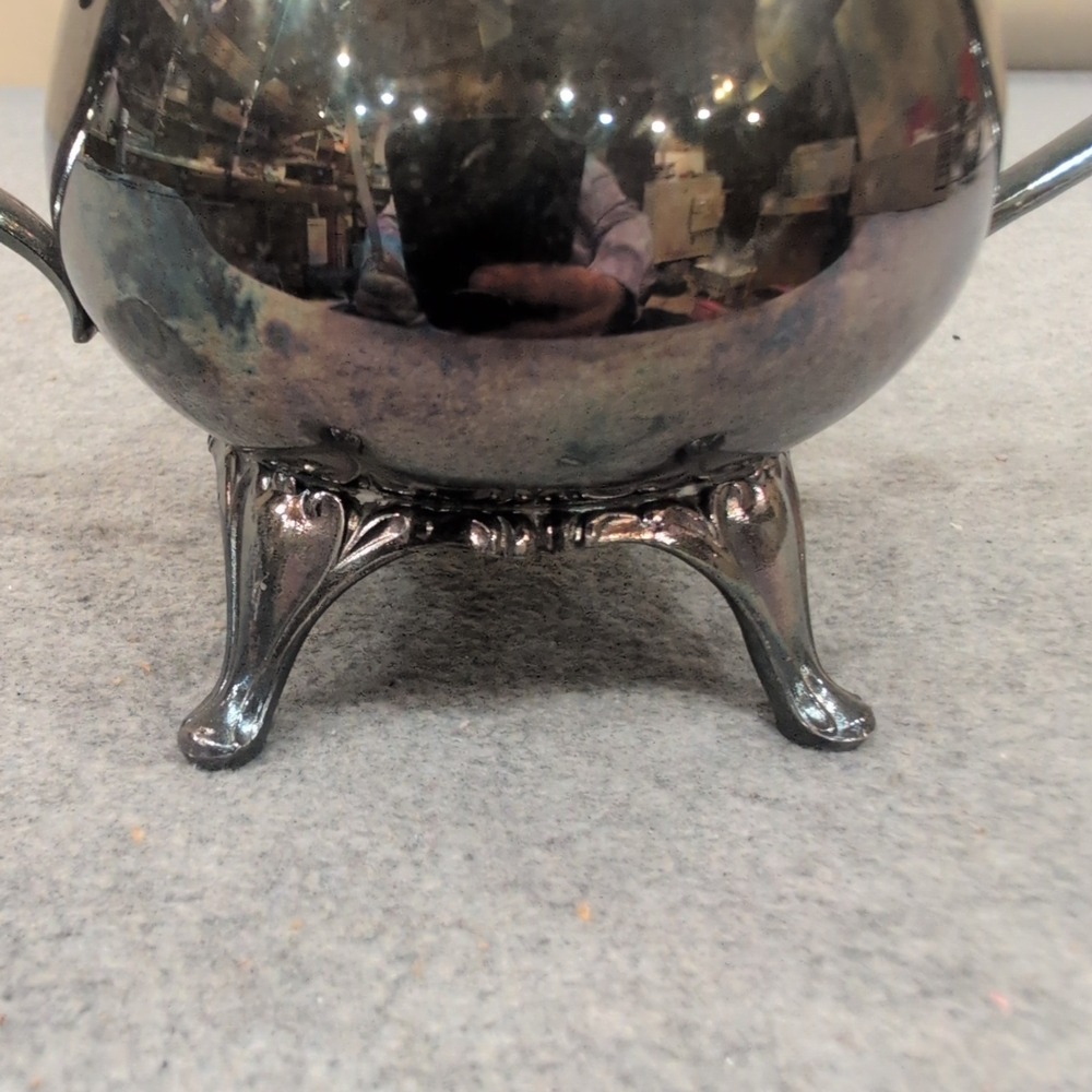 Vintage Silver Plated Footed Sugar Bowl with Lid Ornate Handles Tarnish Decor - Picture 5 of 10